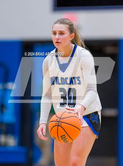 Thumbnail 1 in Queen's Grant vs. Lake Norman (Phenom Lakesgiving) photogallery.