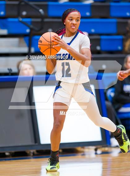 Thumbnail 2 in Queen's Grant vs. Lake Norman (Phenom Lakesgiving) photogallery.