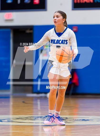 Thumbnail 1 in Queen's Grant vs. Lake Norman (Phenom Lakesgiving) photogallery.