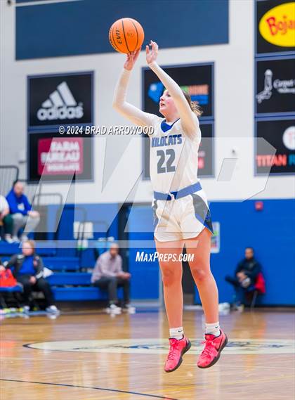Thumbnail 3 in Queen's Grant vs. Lake Norman (Phenom Lakesgiving) photogallery.