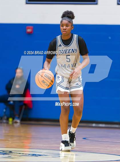 Thumbnail 1 in Queen's Grant vs. Lake Norman (Phenom Lakesgiving) photogallery.