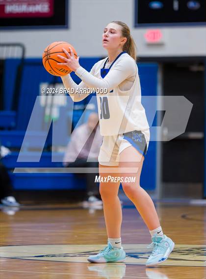 Thumbnail 1 in Queen's Grant vs. Lake Norman (Phenom Lakesgiving) photogallery.