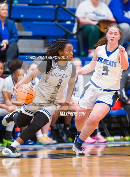 Thumbnail 3 in Queen's Grant vs. Lake Norman (Phenom Lakesgiving) photogallery.