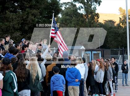 Thumbnail 1 in Miramonte vs. De La Salle (CIF NCS Open Final) photogallery.