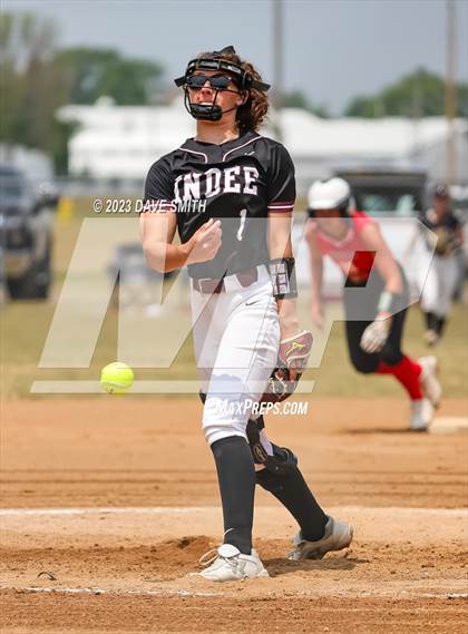 Thumbnail 2 in Western Dubuque vs Independence (West Delaware Invitational) photogallery.