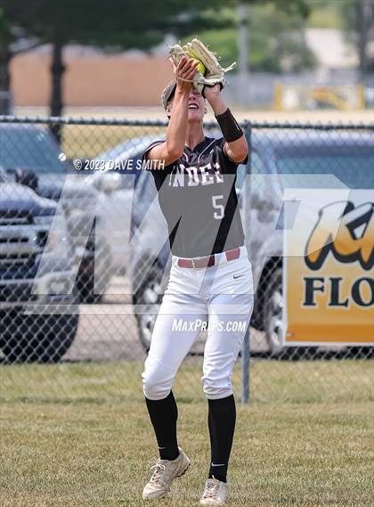 Thumbnail 3 in Western Dubuque vs Independence (West Delaware Invitational) photogallery.