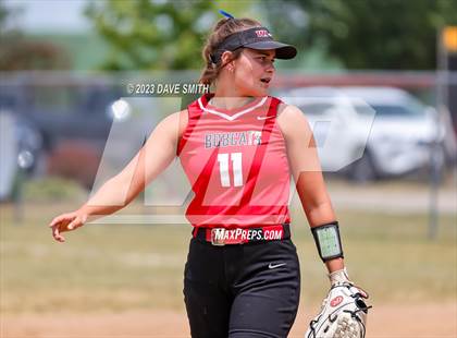 Thumbnail 3 in Western Dubuque vs Independence (West Delaware Invitational) photogallery.