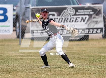 Thumbnail 2 in Western Dubuque vs Independence (West Delaware Invitational) photogallery.