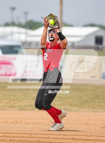 Thumbnail 2 in Western Dubuque vs Independence (West Delaware Invitational) photogallery.
