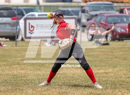 Thumbnail 2 in Western Dubuque vs Independence (West Delaware Invitational) photogallery.