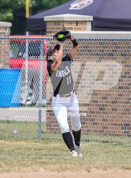 Thumbnail 3 in Western Dubuque vs Independence (West Delaware Invitational) photogallery.