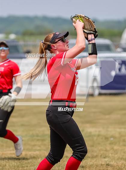 Thumbnail 3 in Western Dubuque vs Independence (West Delaware Invitational) photogallery.