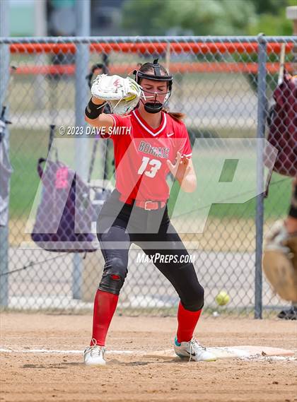 Thumbnail 1 in Western Dubuque vs Independence (West Delaware Invitational) photogallery.