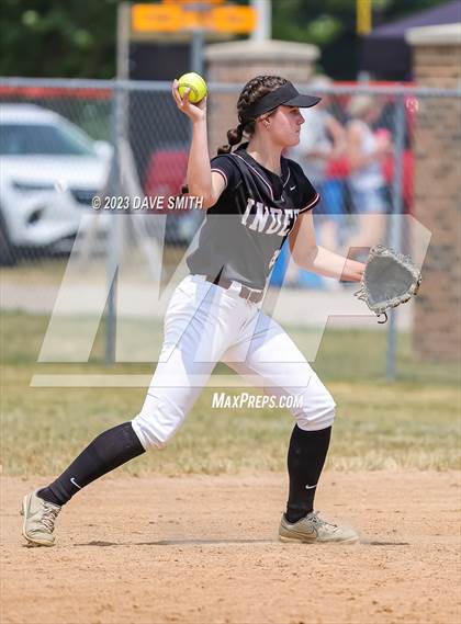Thumbnail 2 in Western Dubuque vs Independence (West Delaware Invitational) photogallery.