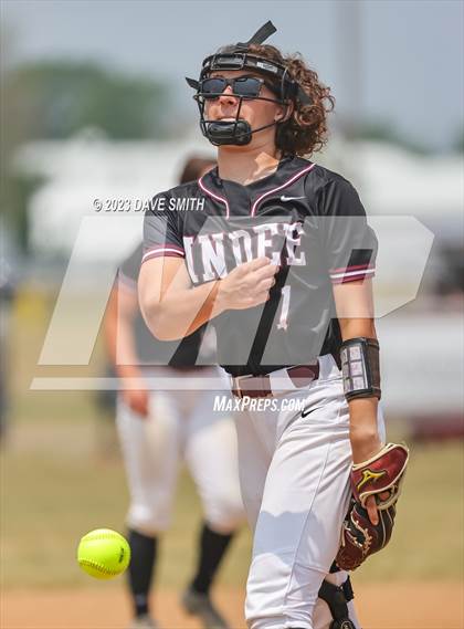 Thumbnail 3 in Western Dubuque vs Independence (West Delaware Invitational) photogallery.