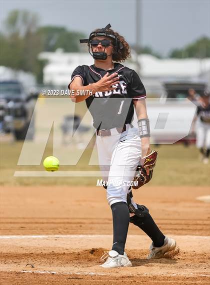 Thumbnail 3 in Western Dubuque vs Independence (West Delaware Invitational) photogallery.