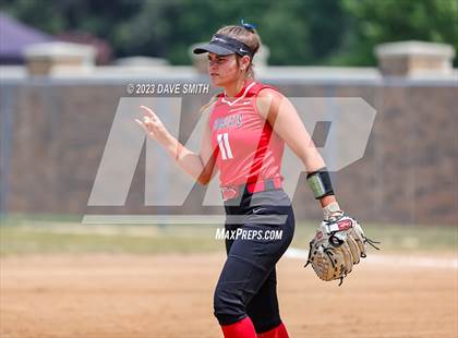 Thumbnail 2 in Western Dubuque vs Independence (West Delaware Invitational) photogallery.
