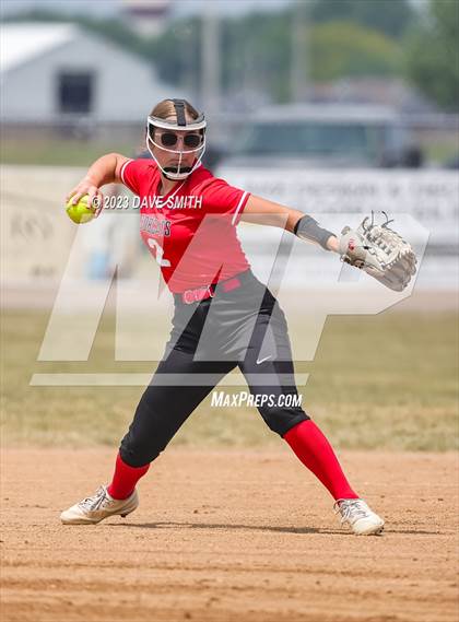 Thumbnail 3 in Western Dubuque vs Independence (West Delaware Invitational) photogallery.