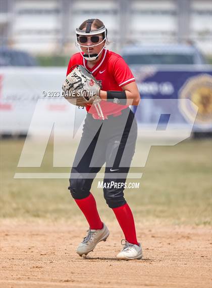 Thumbnail 3 in Western Dubuque vs Independence (West Delaware Invitational) photogallery.