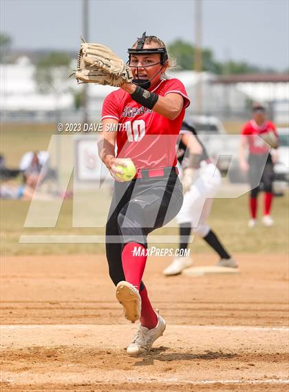 Thumbnail 2 in Western Dubuque vs Independence (West Delaware Invitational) photogallery.