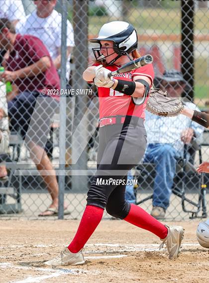 Thumbnail 2 in Western Dubuque vs Independence (West Delaware Invitational) photogallery.