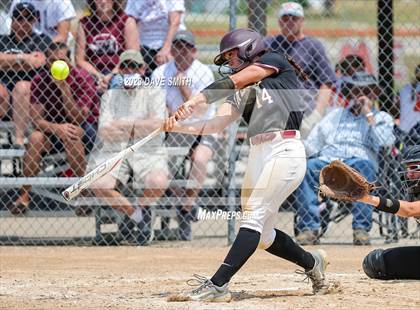 Thumbnail 3 in Western Dubuque vs Independence (West Delaware Invitational) photogallery.