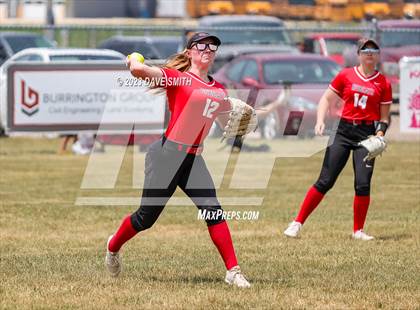 Thumbnail 3 in Western Dubuque vs Independence (West Delaware Invitational) photogallery.
