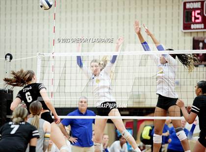 Thumbnail 3 in Boswell vs Fossil Ridge (UIL 6A Volleyball Bi-District) photogallery.