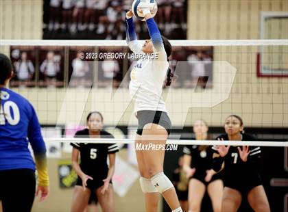 Thumbnail 3 in Boswell vs Fossil Ridge (UIL 6A Volleyball Bi-District) photogallery.