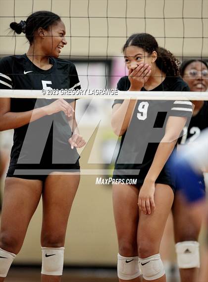 Thumbnail 2 in Boswell vs Fossil Ridge (UIL 6A Volleyball Bi-District) photogallery.