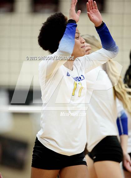 Thumbnail 3 in Boswell vs Fossil Ridge (UIL 6A Volleyball Bi-District) photogallery.
