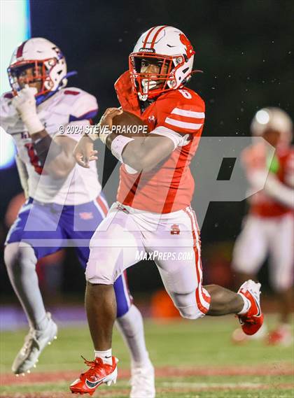 Thumbnail 2 in DeMatha @ Archbishop Spalding photogallery.