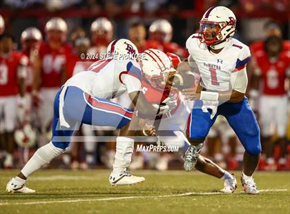 Thumbnail 3 in DeMatha @ Archbishop Spalding photogallery.