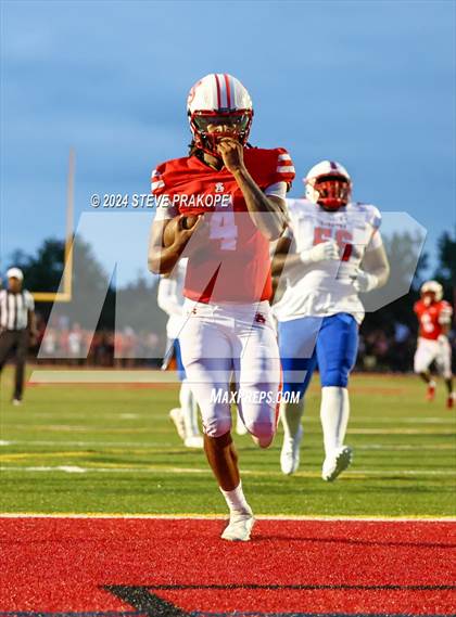 Thumbnail 3 in DeMatha @ Archbishop Spalding photogallery.