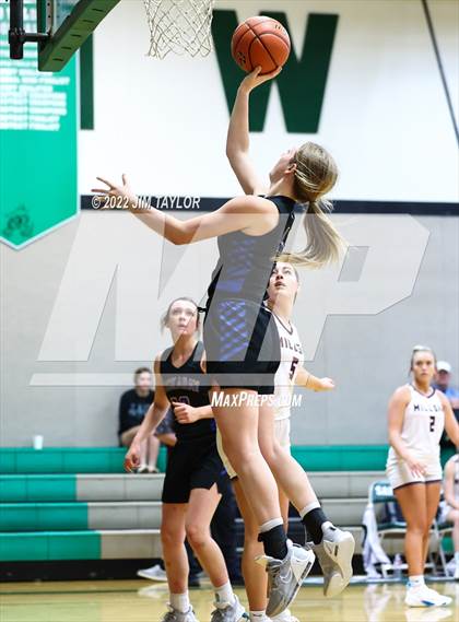 Thumbnail 2 in Huckabay vs Millsap (Santo Tournament) photogallery.
