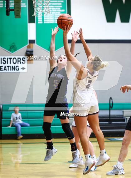 Thumbnail 1 in Huckabay vs Millsap (Santo Tournament) photogallery.