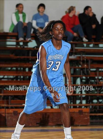 Thumbnail 2 in Burbank vs. Johnson (St. Hope Holiday Classic) photogallery.