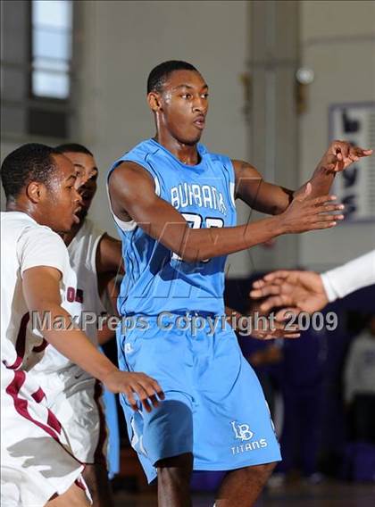 Thumbnail 1 in Burbank vs. Johnson (St. Hope Holiday Classic) photogallery.