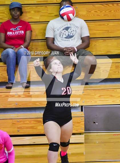 Thumbnail 3 in Belle Chasse @ Metairie Park Country Day (Country Day Tournament) photogallery.