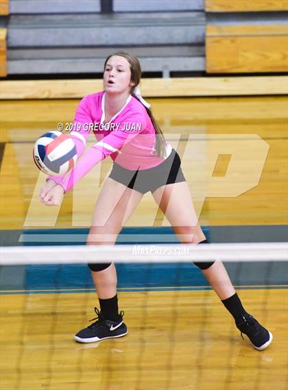 Thumbnail 3 in Belle Chasse @ Metairie Park Country Day (Country Day Tournament) photogallery.