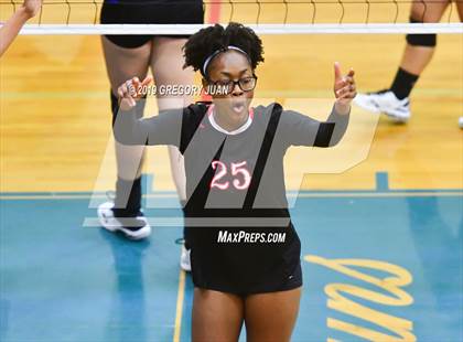 Thumbnail 2 in Belle Chasse @ Metairie Park Country Day (Country Day Tournament) photogallery.