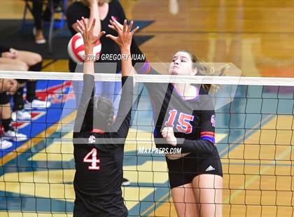 Thumbnail 1 in Belle Chasse @ Metairie Park Country Day (Country Day Tournament) photogallery.
