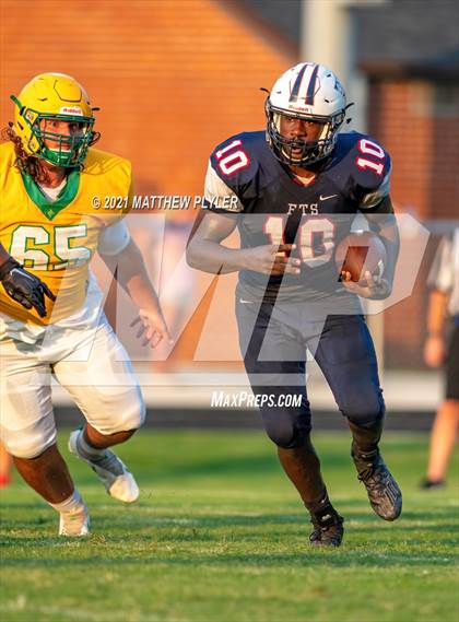 Thumbnail 3 in Richmond vs Terry Sanford (Cumberland County Jamboree) photogallery.