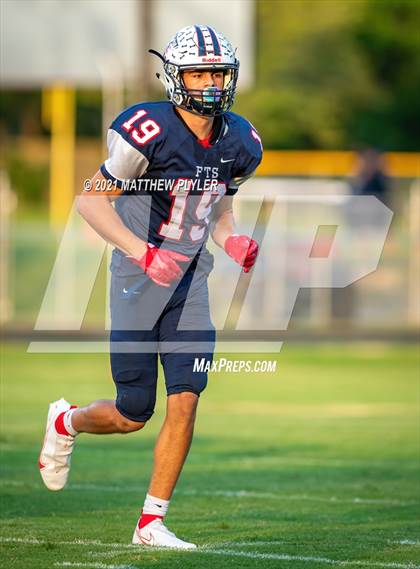 Thumbnail 2 in Richmond vs Terry Sanford (Cumberland County Jamboree) photogallery.