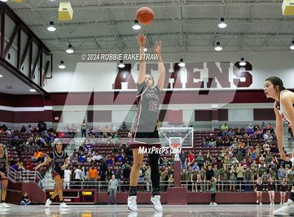 Thumbnail 3 in Martins Mill vs. Tenaha (UIL 2A Regional Semifinal Playoff) photogallery.