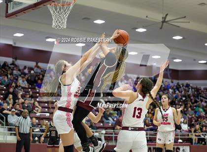Thumbnail 2 in Martins Mill vs. Tenaha (UIL 2A Regional Semifinal Playoff) photogallery.