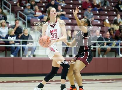 Thumbnail 3 in Martins Mill vs. Tenaha (UIL 2A Regional Semifinal Playoff) photogallery.