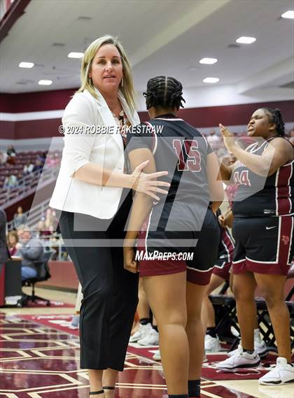 Thumbnail 1 in Martins Mill vs. Tenaha (UIL 2A Regional Semifinal Playoff) photogallery.