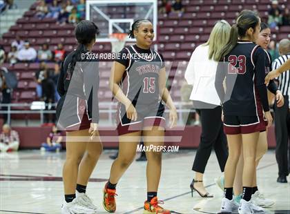 Thumbnail 2 in Martins Mill vs. Tenaha (UIL 2A Regional Semifinal Playoff) photogallery.