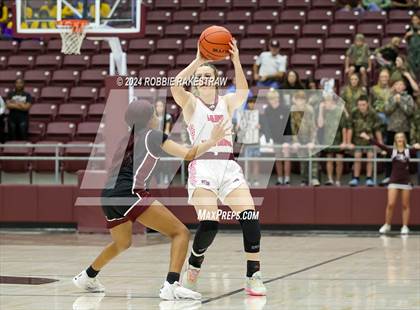 Thumbnail 3 in Martins Mill vs. Tenaha (UIL 2A Regional Semifinal Playoff) photogallery.